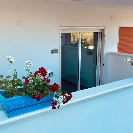 Il Profumo Del Mare A 150 Mt Dalla Bandiera Blu Torre Ovo